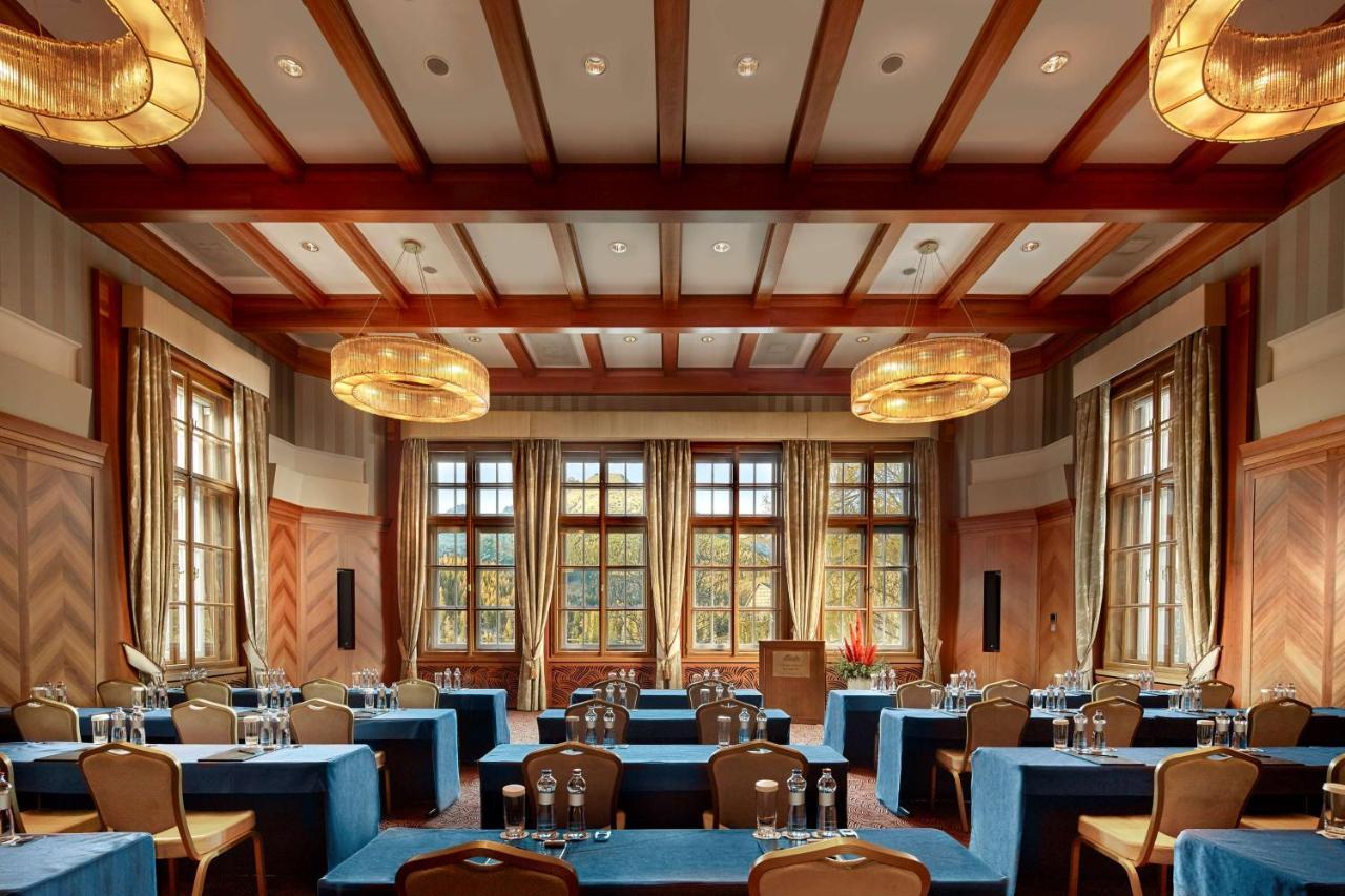 Grand Hotel Kempinski High Tatras Štrbské Pleso Exterior foto The Great Hall