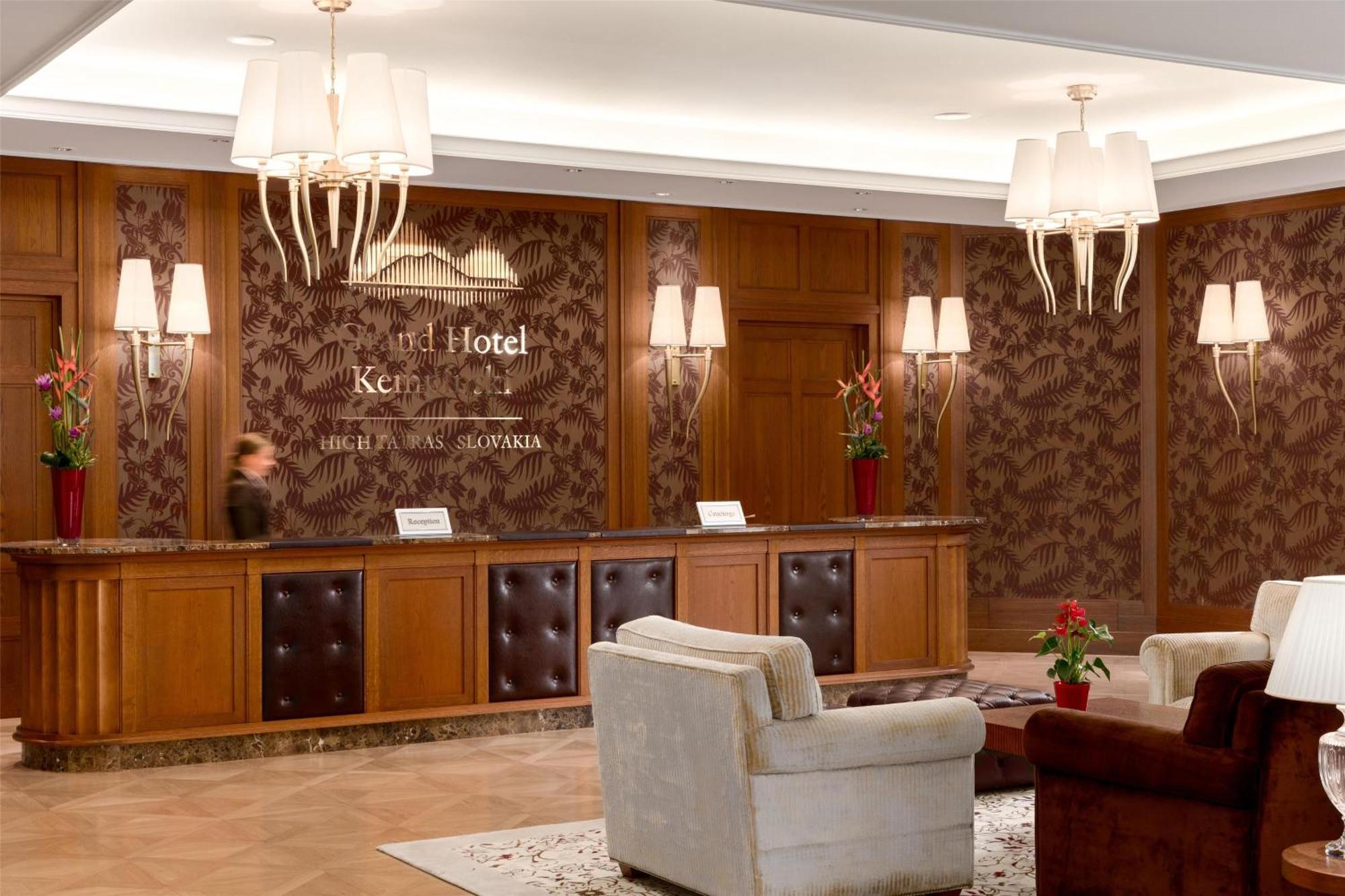 Grand Hotel Kempinski High Tatras Štrbské Pleso Exterior foto